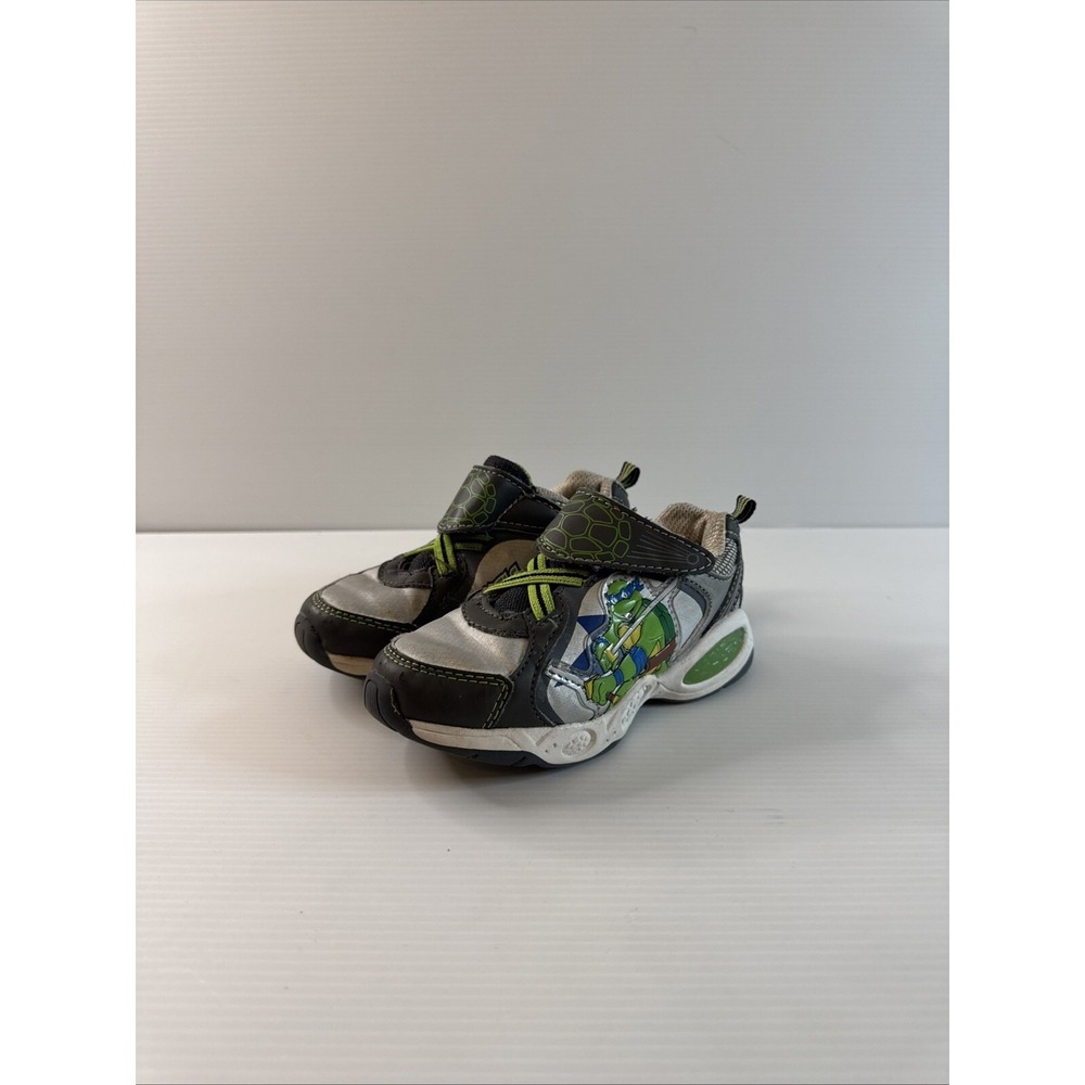 Teenage Mutant Ninja Turtles Boys Sneakers Size 8